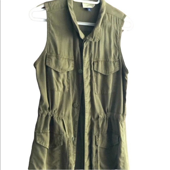 Universal Thread Cargo Vest - Picture 3 of 6